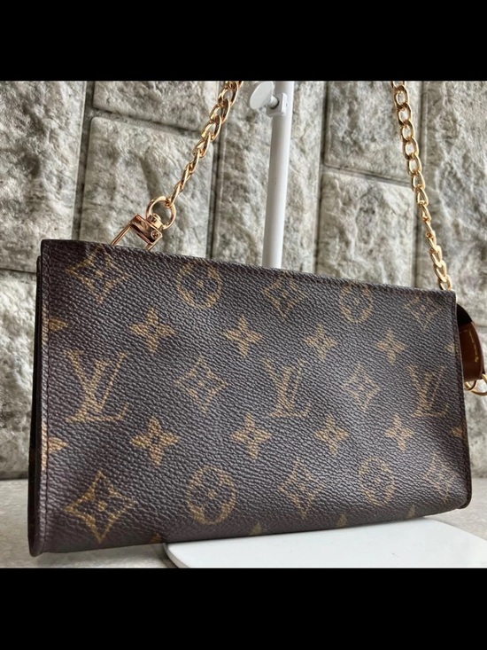 Louis Vuitton Handbags - Louis Vuitton Brown Monogram Crossbody with Gold Chain